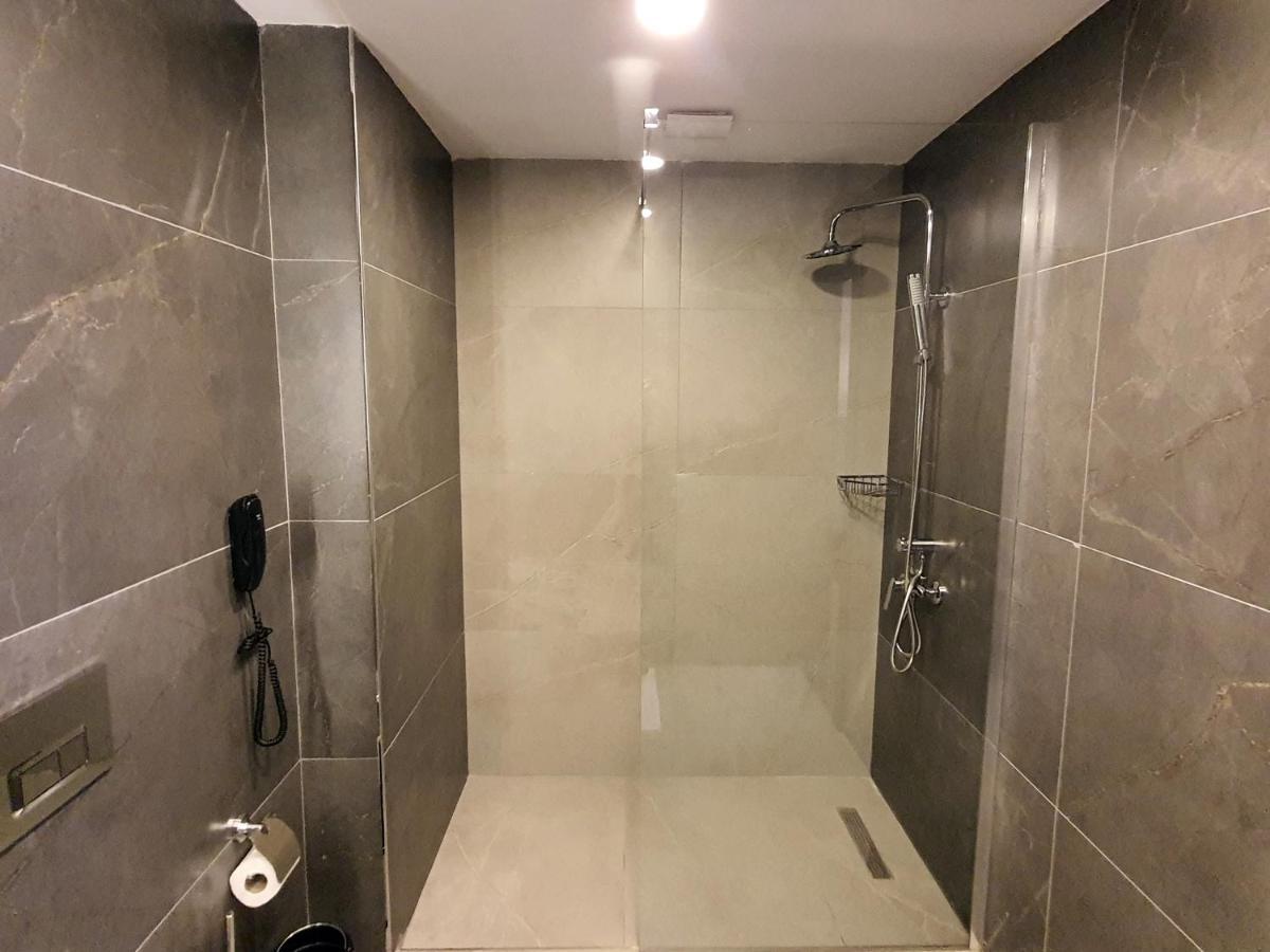 Kizilkaya Business Otel Korfez Екстер'єр фото